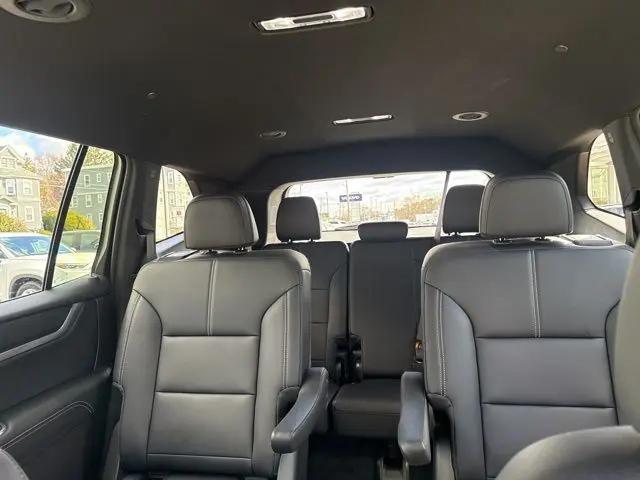 2026 GMC Acadia Elevation AWD