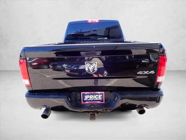 2017 Ram 1500 Express Quad Cab 4x4 6'4" Box