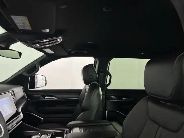 2023 Jeep Wagoneer Series III 4x4