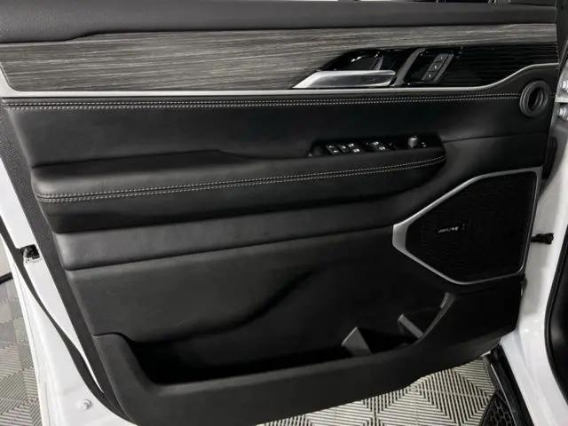 2023 Jeep Wagoneer Series III 4x4
