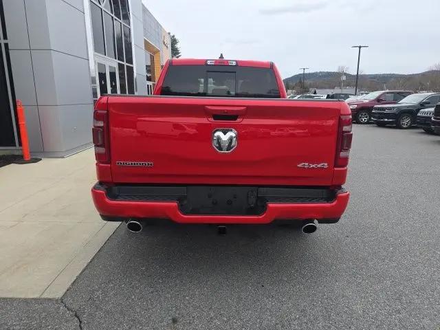 2022 Ram 1500 Big Horn Crew Cab 4x4 5'7" Box