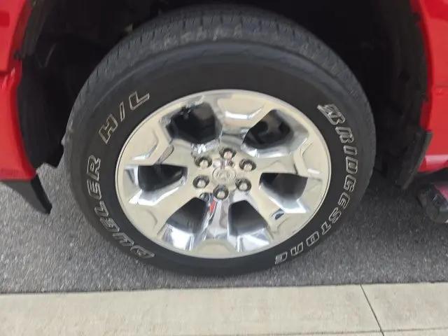 2022 Ram 1500 Big Horn Crew Cab 4x4 5'7" Box
