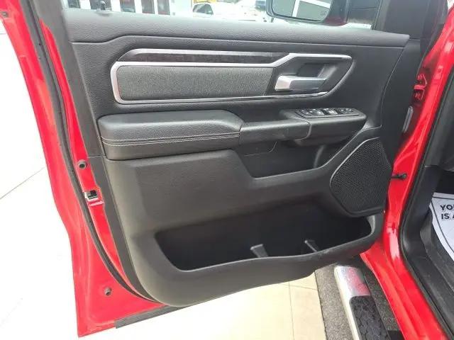 2022 Ram 1500 Big Horn Crew Cab 4x4 5'7" Box