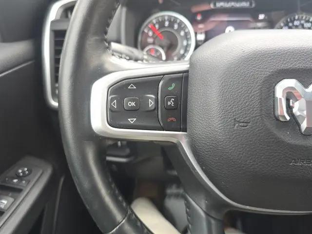 2022 Ram 1500 Big Horn Crew Cab 4x4 5'7" Box