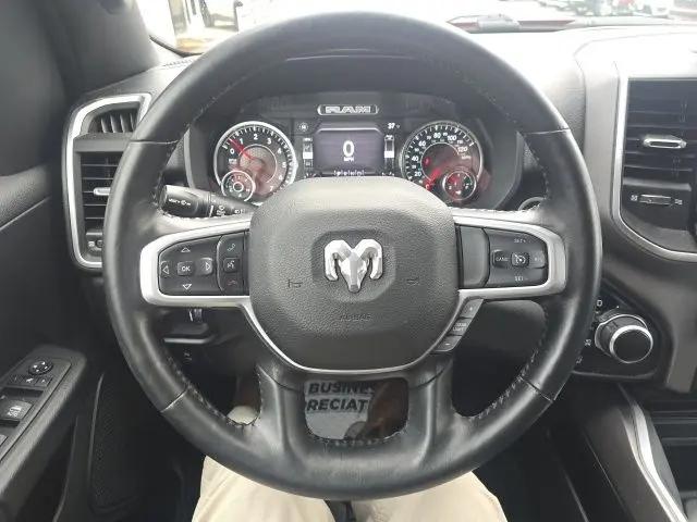 2022 Ram 1500 Big Horn Crew Cab 4x4 5'7" Box