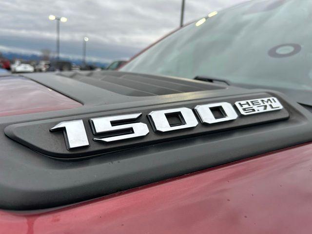 2019 Ram 1500 Laramie Crew Cab 4x4 6'4" Box