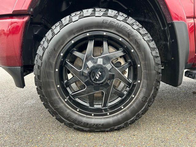 2019 Ram 1500 Laramie Crew Cab 4x4 6'4" Box