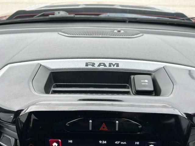 2019 Ram 1500 Laramie Crew Cab 4x4 6'4" Box