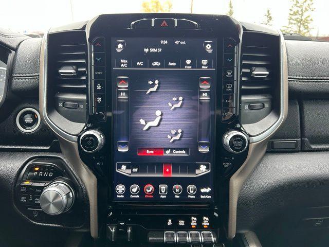 2019 Ram 1500 Laramie Crew Cab 4x4 6'4" Box