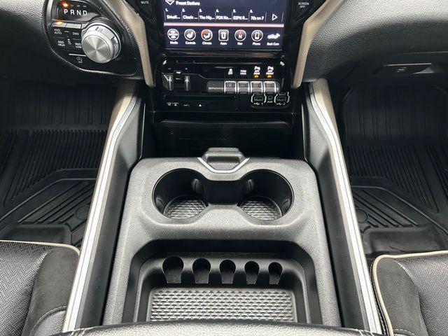 2019 Ram 1500 Laramie Crew Cab 4x4 6'4" Box