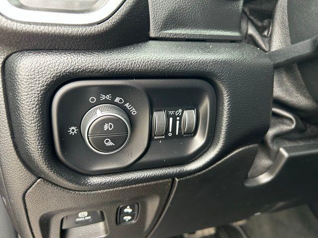2019 Ram 1500 Laramie Crew Cab 4x4 6'4" Box