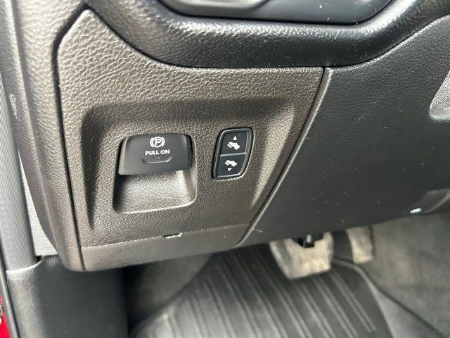 2019 Ram 1500 Laramie Crew Cab 4x4 6'4" Box