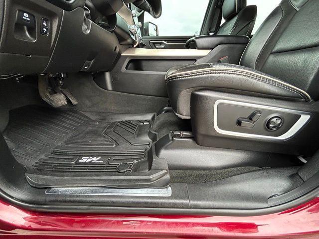 2019 Ram 1500 Laramie Crew Cab 4x4 6'4" Box