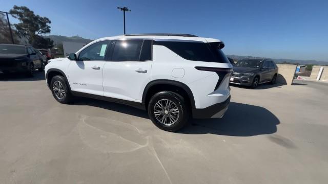 2026 Chevrolet Traverse FWD LT