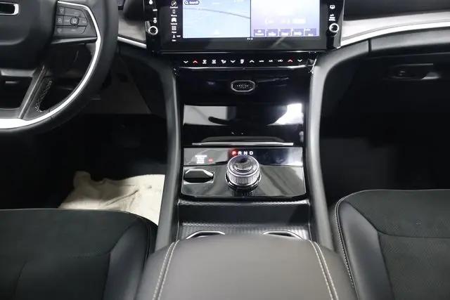 2026 Jeep Grand Cherokee L Altitude 4x4