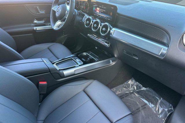 2026 Mercedes-Benz GLB 250