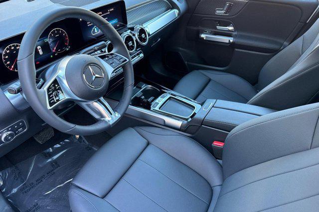 2026 Mercedes-Benz GLB 250