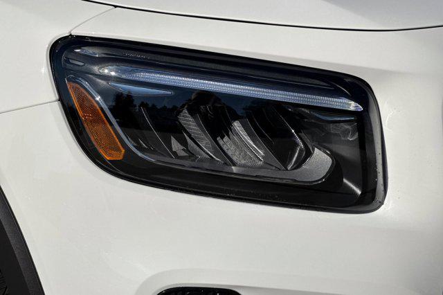 2026 Mercedes-Benz GLB 250