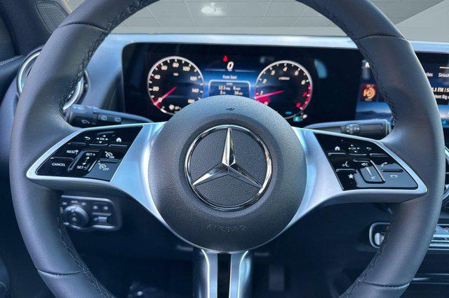 2026 Mercedes-Benz GLB 250