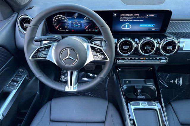 2026 Mercedes-Benz GLB 250