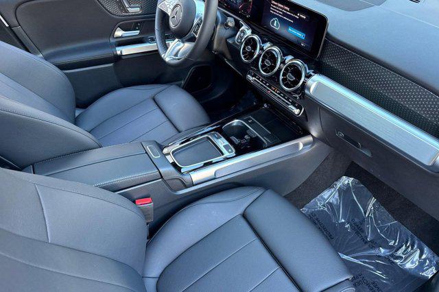 2026 Mercedes-Benz GLB 250