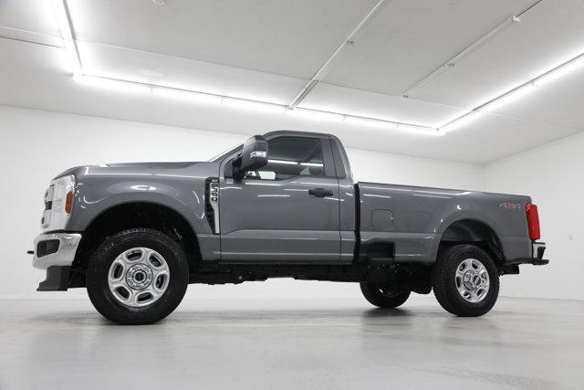 2025 Ford F-350 XLT