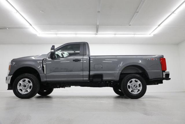 2025 Ford F-350 XLT