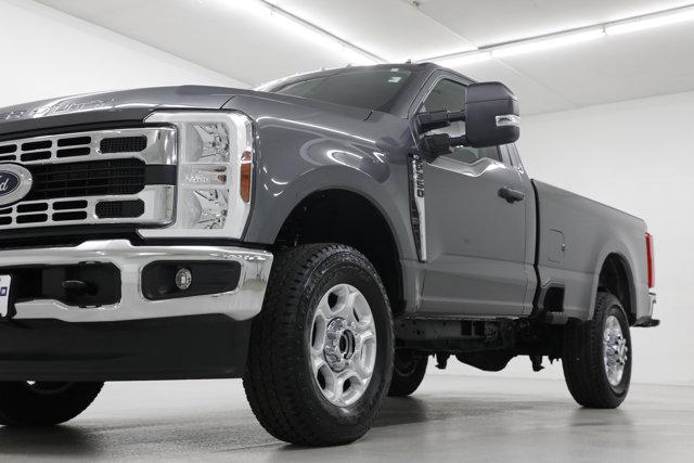 2025 Ford F-350 XLT