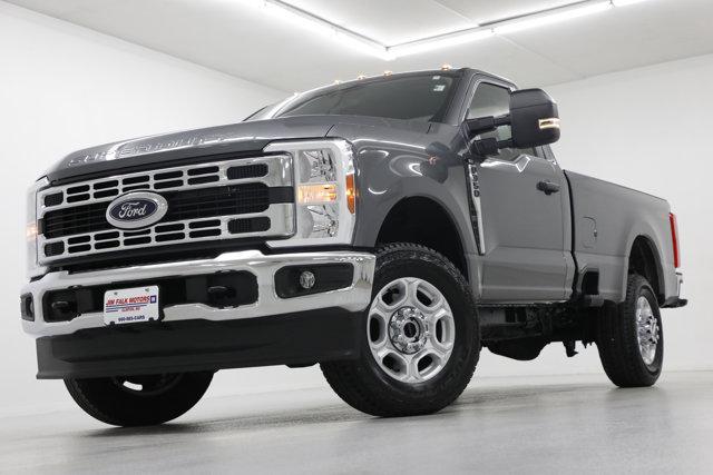 2025 Ford F-350 XLT