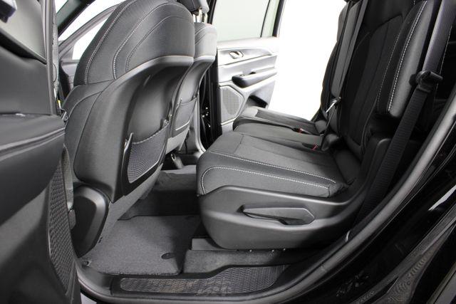 2026 Jeep Grand Cherokee L Laredo 4x4