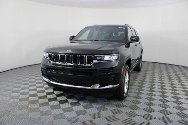 2026 Jeep Grand Cherokee L Laredo 4x4