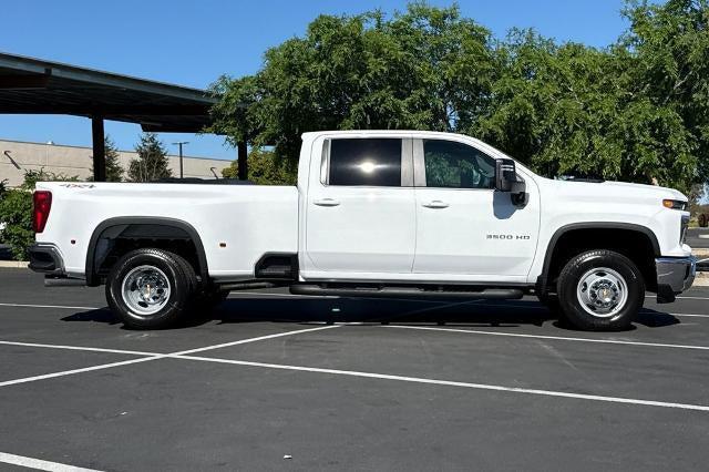 2026 Chevrolet Silverado 3500HD Crew Cab, Long Bed, LT Dual Rear Wheel, RWD