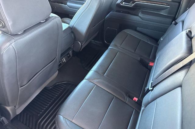 2026 Chevrolet Silverado 3500HD Crew Cab, Long Bed, LT Dual Rear Wheel, RWD