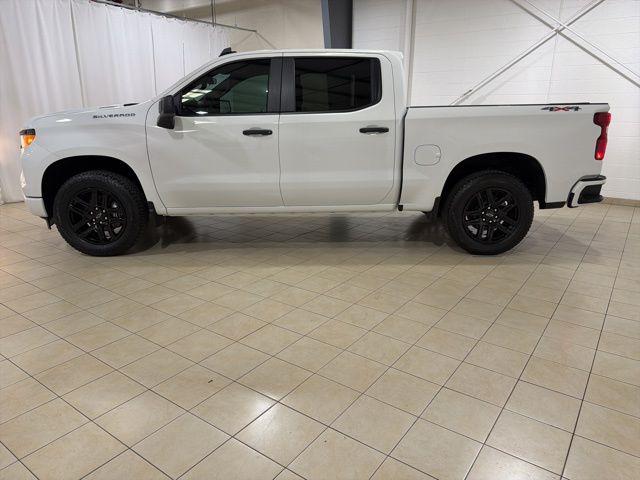 2026 Chevrolet Silverado 1500 4WD Crew Cab Short Bed Custom
