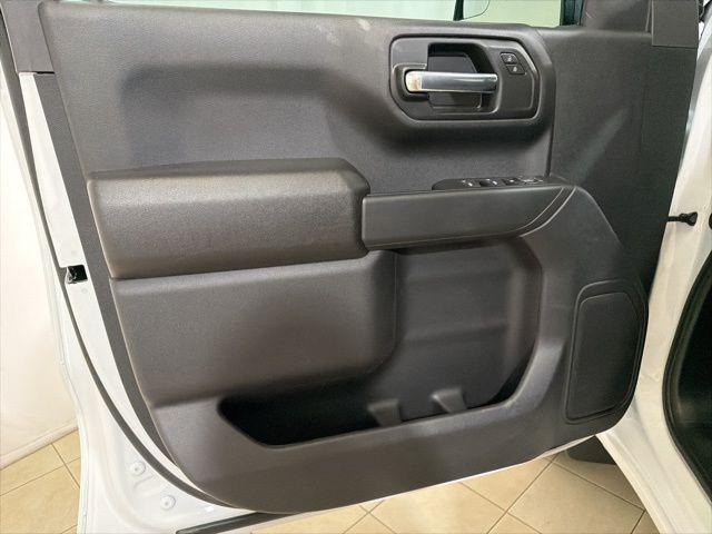 2026 Chevrolet Silverado 1500 4WD Crew Cab Short Bed Custom