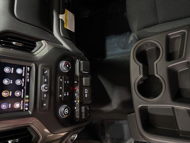 2026 Chevrolet Silverado 1500 4WD Crew Cab Short Bed Custom