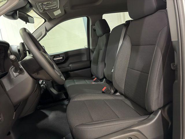 2026 Chevrolet Silverado 1500 4WD Crew Cab Short Bed Custom