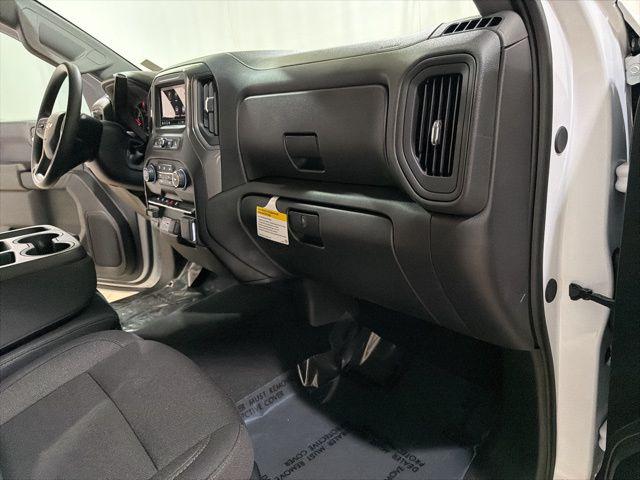 2026 Chevrolet Silverado 1500 4WD Crew Cab Short Bed Custom