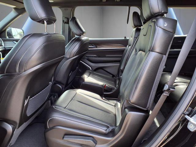 2026 Jeep Grand Cherokee L Limited 4x4