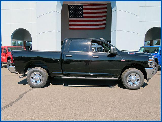 2026 Ram 2500 Tradesman Crew Cab 4x4 64 Box