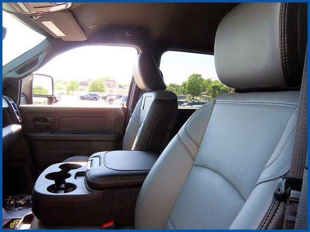 2026 Ram 2500 Tradesman Crew Cab 4x4 64 Box