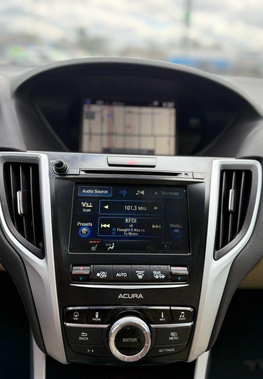 2017 Acura TLX w/Advance Package