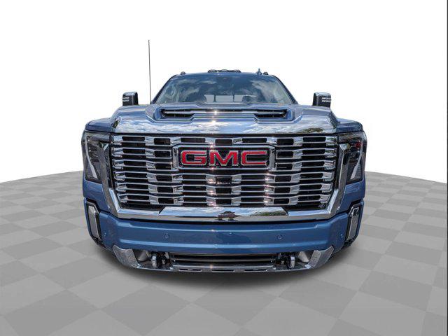 2026 GMC Sierra 2500HD Crew Cab, Standard Bed, Denali, 4WD