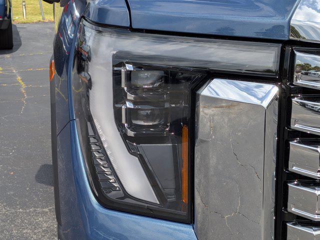 2026 GMC Sierra 2500HD Crew Cab, Standard Bed, Denali, 4WD