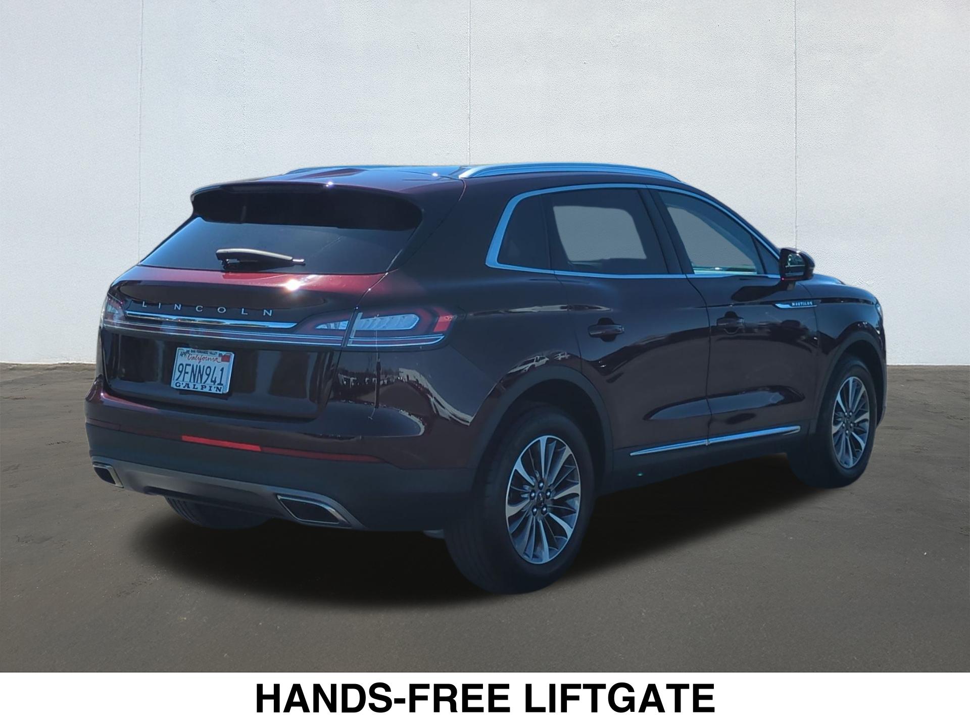 View vehicle photo 5