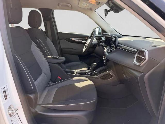 2025 Chevrolet TrailBlazer AWD LT