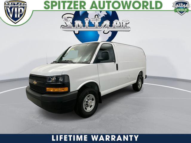2026 Chevrolet Express Cargo Van 2500 Regular Wheelbase, WT, RWD