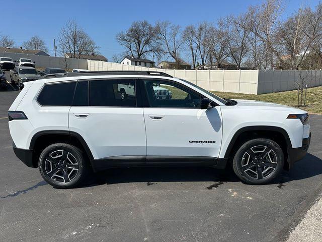 2026 Jeep Cherokee Laredo 4x4