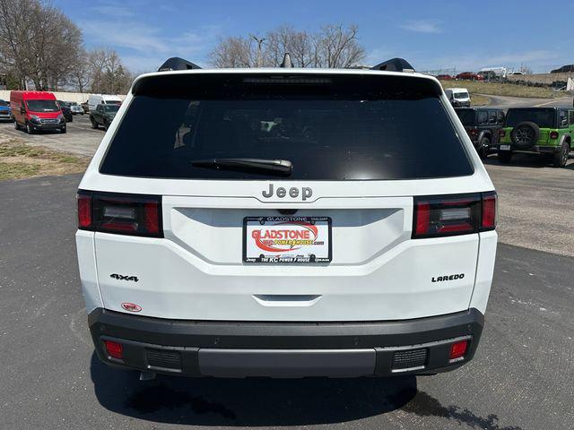 2026 Jeep Cherokee Laredo 4x4