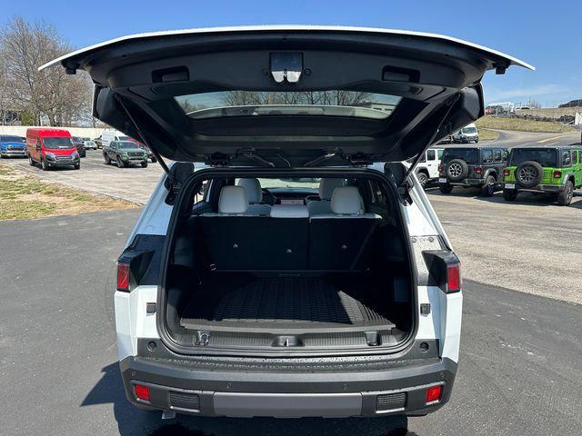 2026 Jeep Cherokee Laredo 4x4